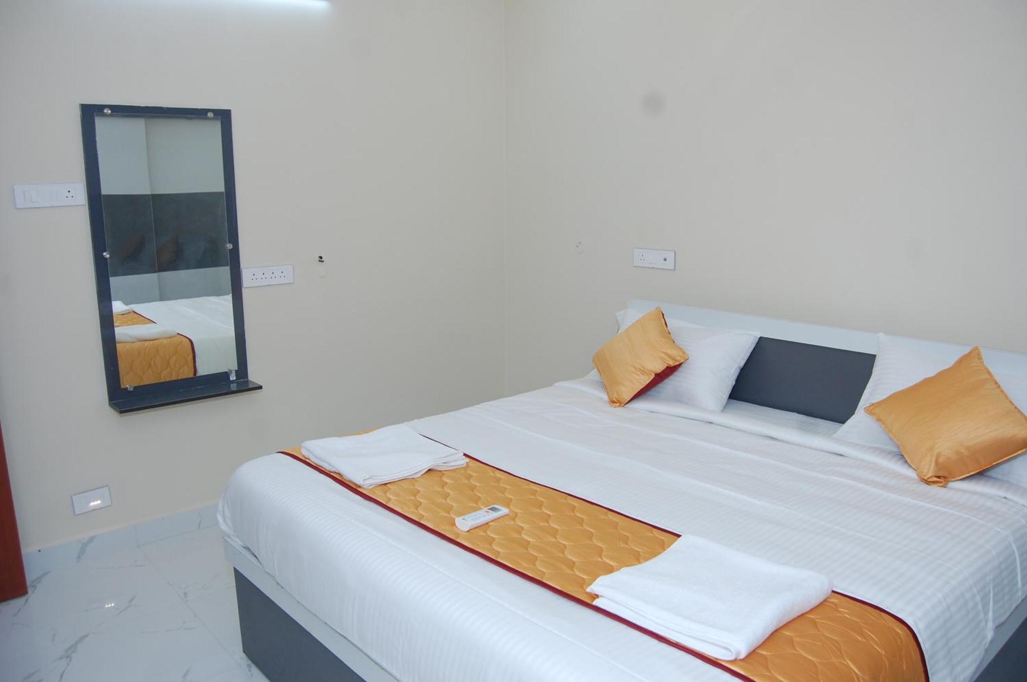 Nest Inn Homestay تيروباتي المظهر الخارجي الصورة