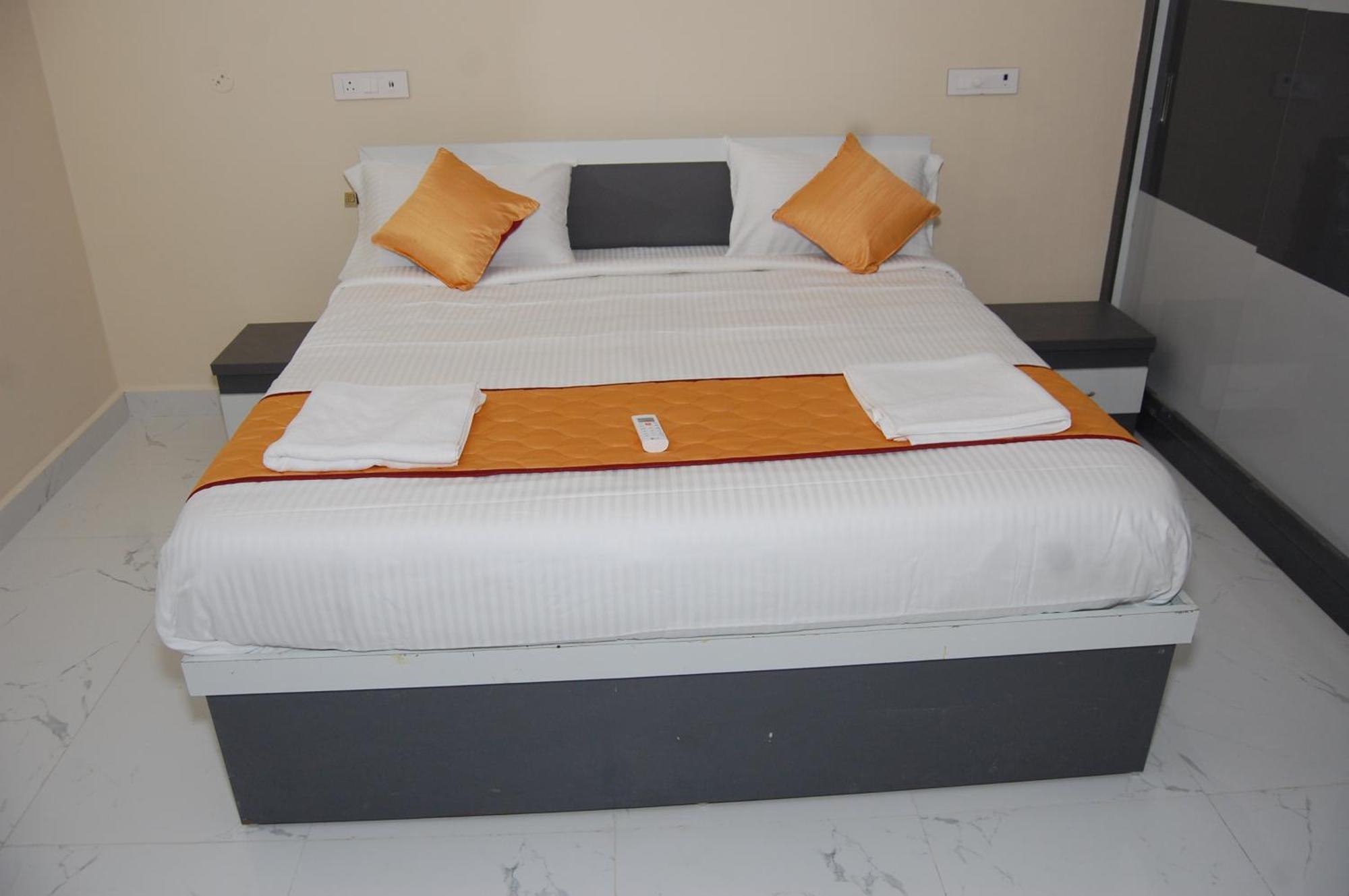 Nest Inn Homestay تيروباتي المظهر الخارجي الصورة